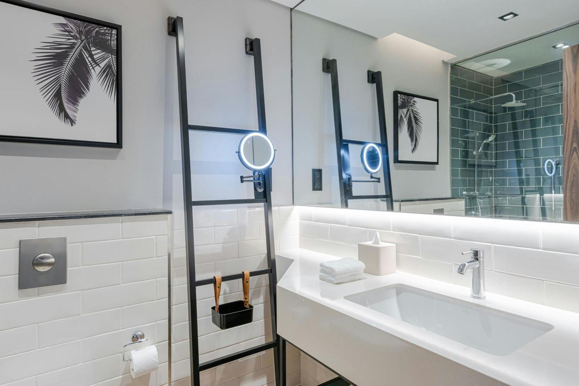 Four Points By Sheraton King Abdulaziz Road Hotel Riyadh